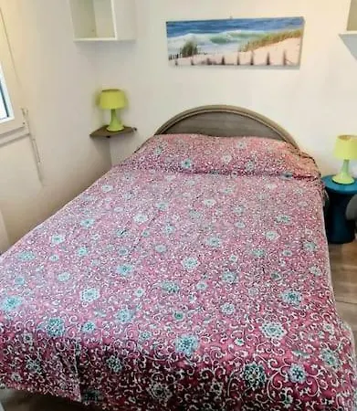 Apartment A 20 M De La *